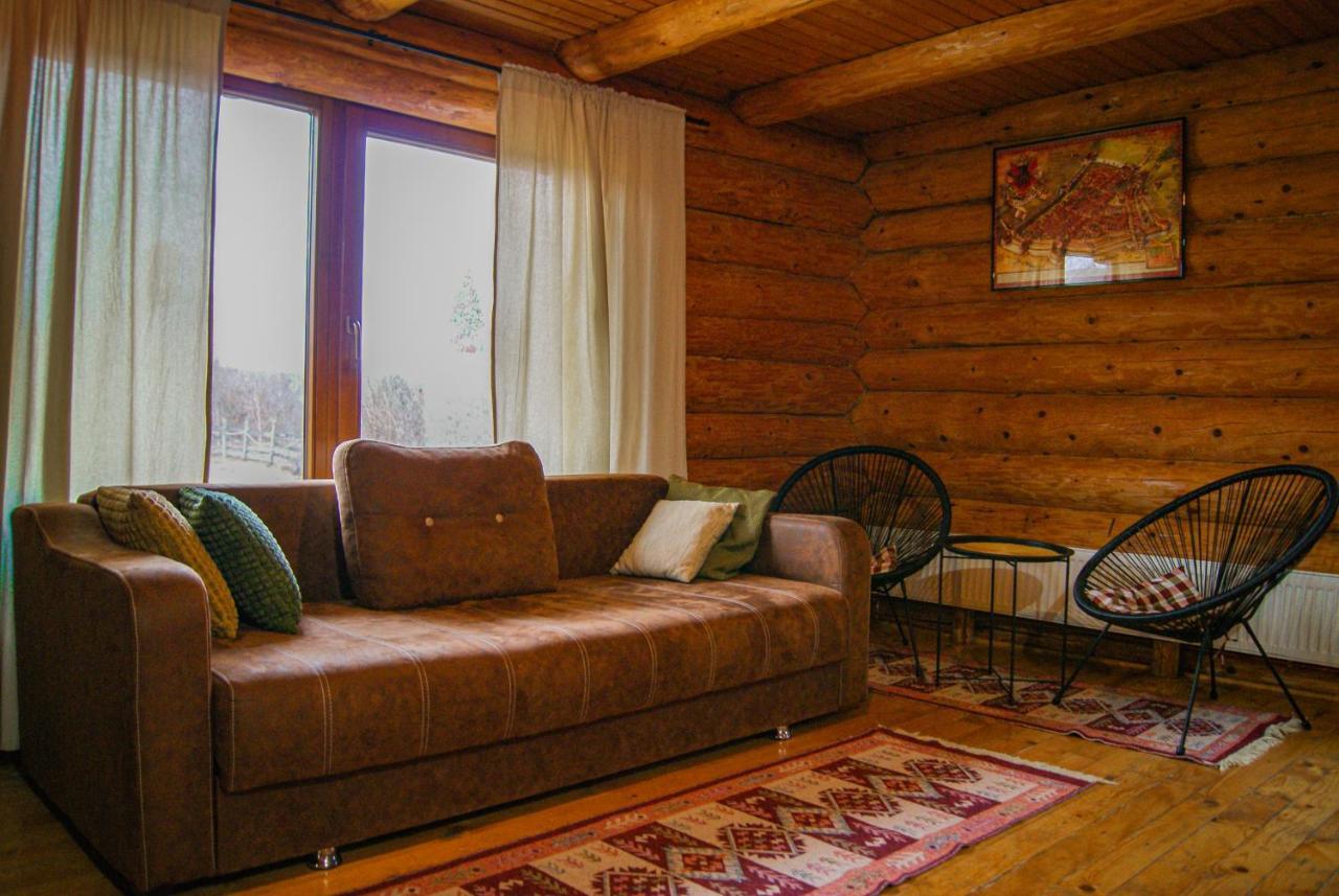 Musketeers Cabin Porumbacu de Sus Exterior photo